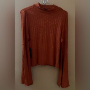 Shyanne woman’s Rib knit, bell sleeve top